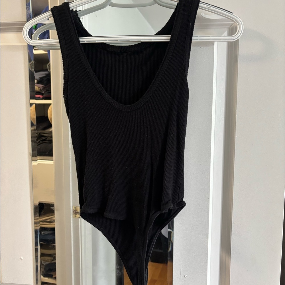 Lulu's Black Ribbed Bodysuit - Picture 2 of 2